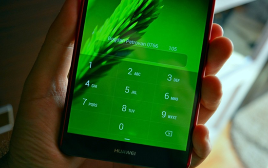 Android locked screen